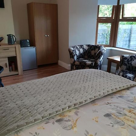 Beechwood Lodge Бларни Экстерьер фото